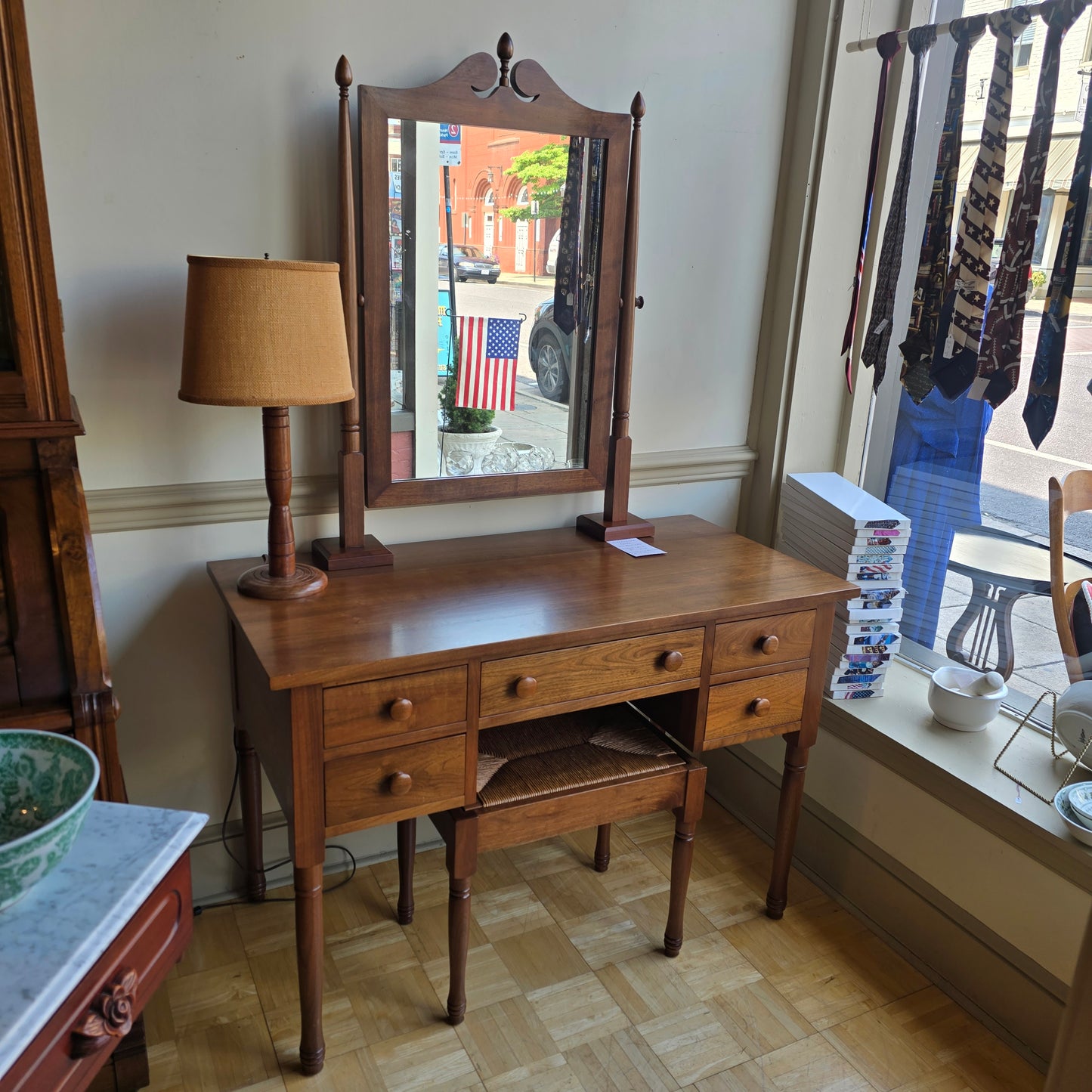 Clore Vanity Set
