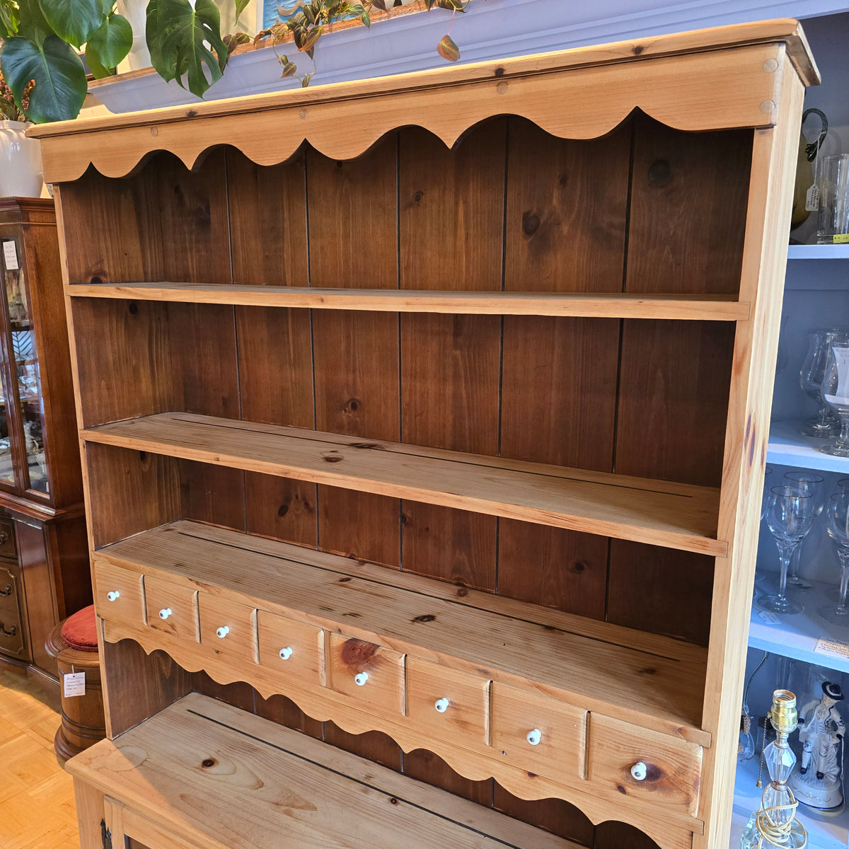 Pine Hutch