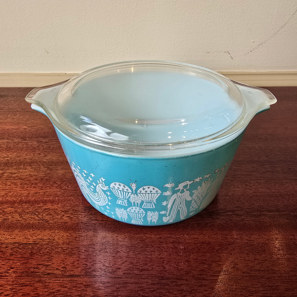 Pyrex Blue Amish Butterprint bowl