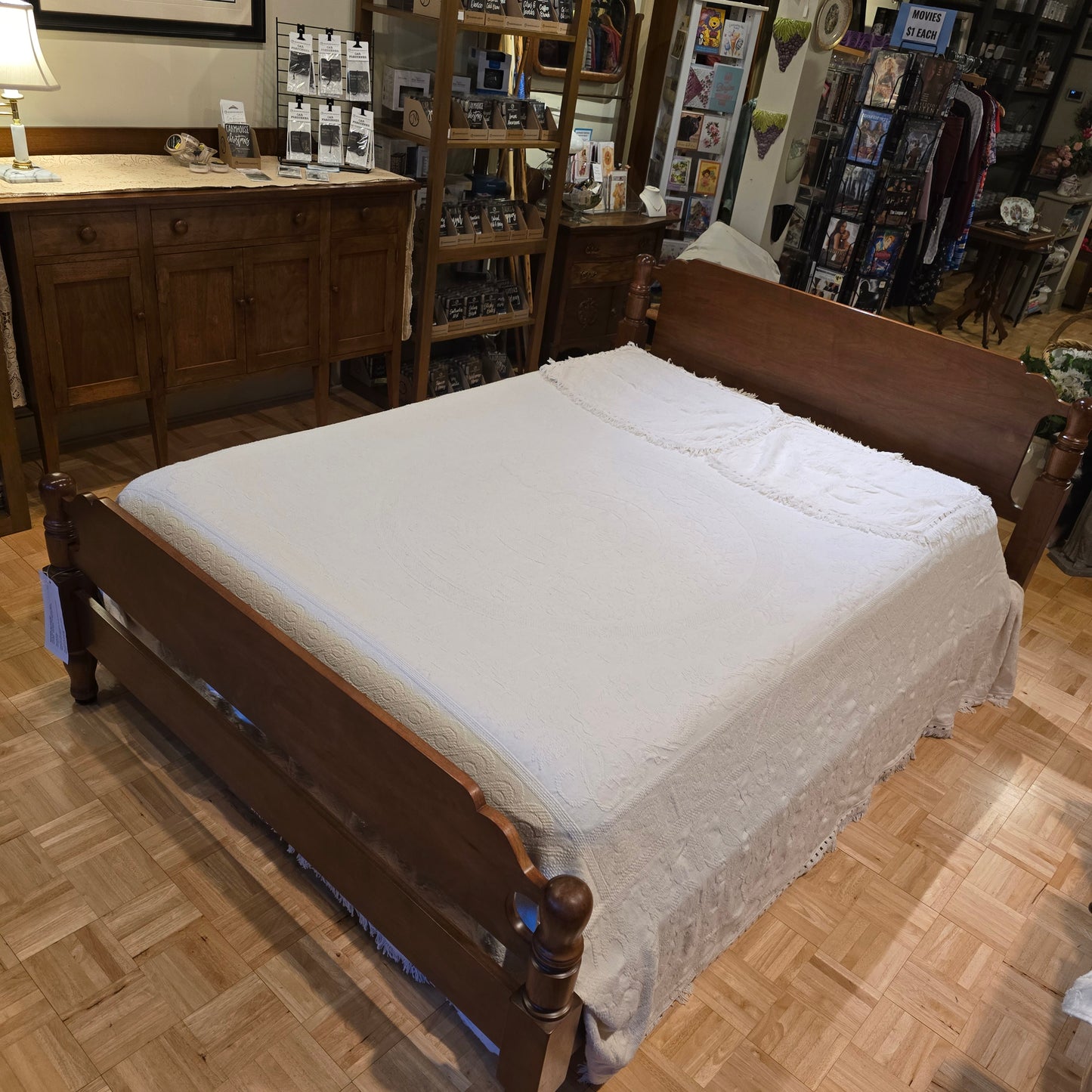 Clore Queen Bed