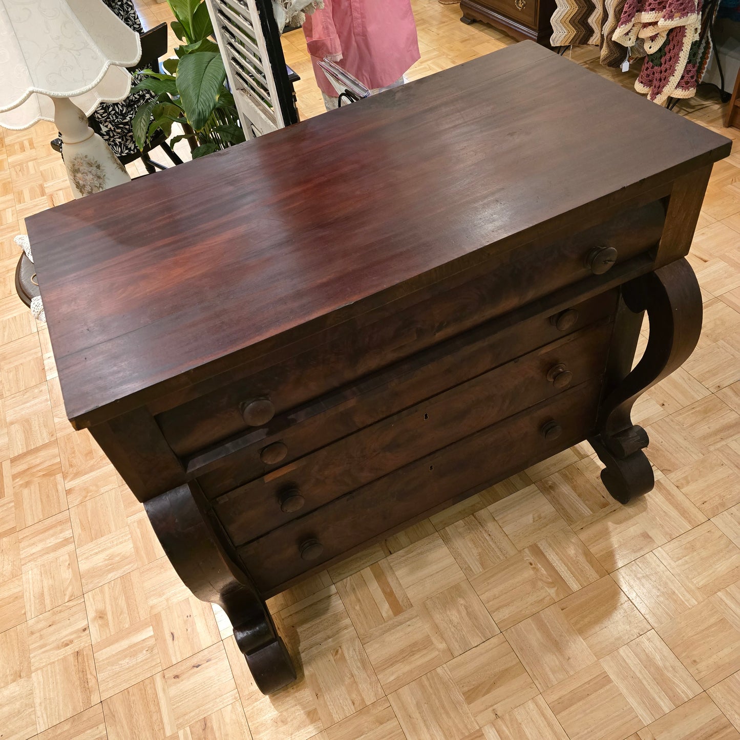 Empire Dresser