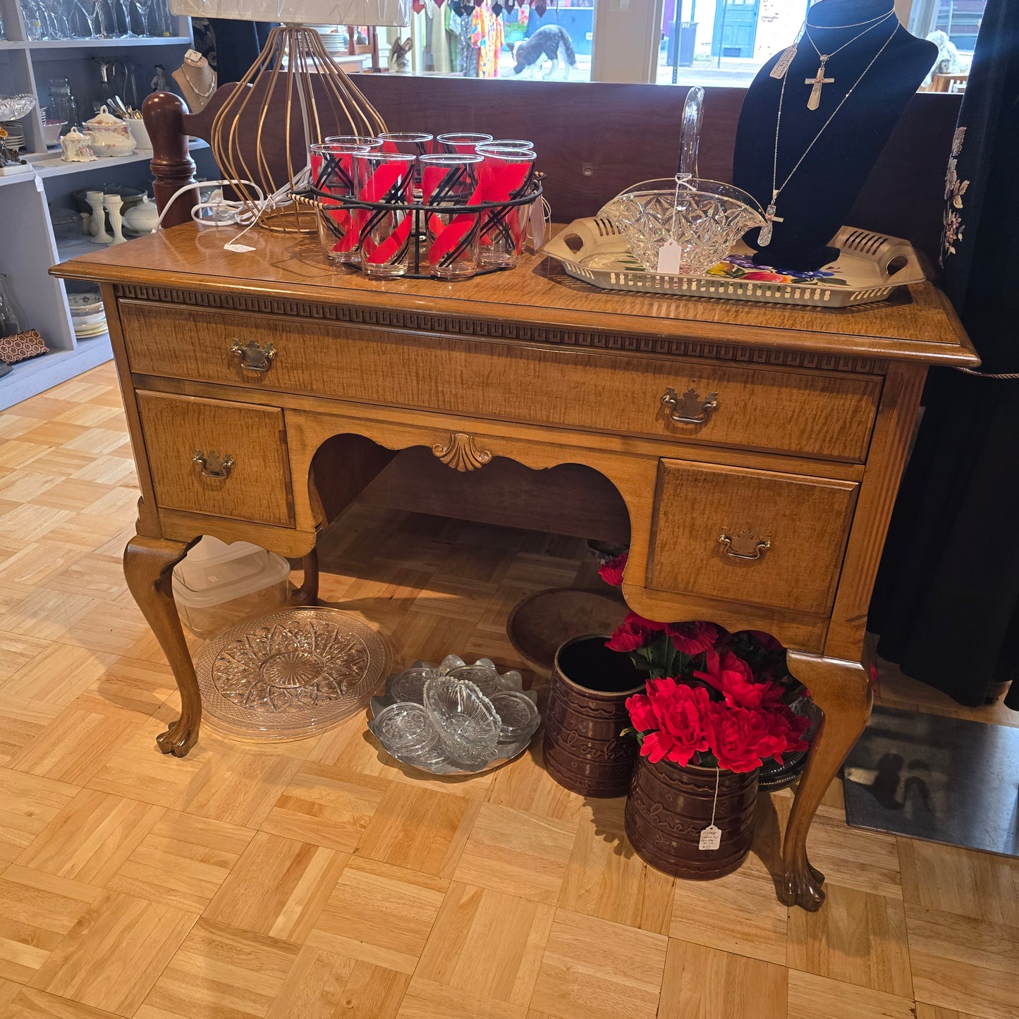 Kindel Lowboy