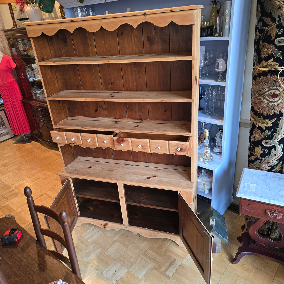 Pine Hutch