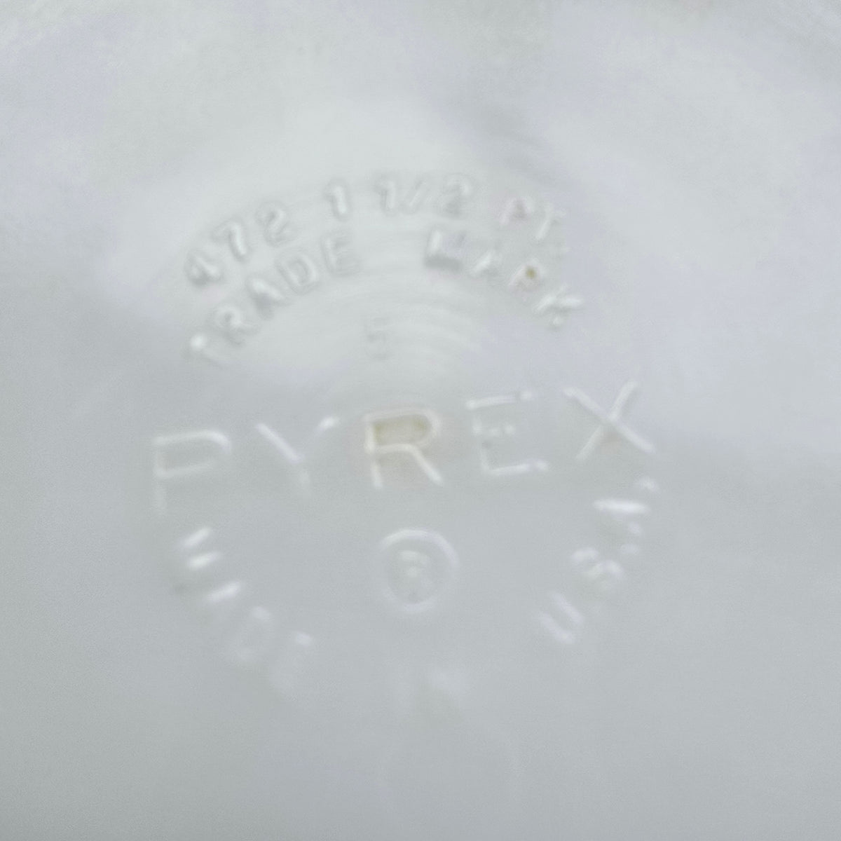 Pyrex Cinderella Town and Country Bowl