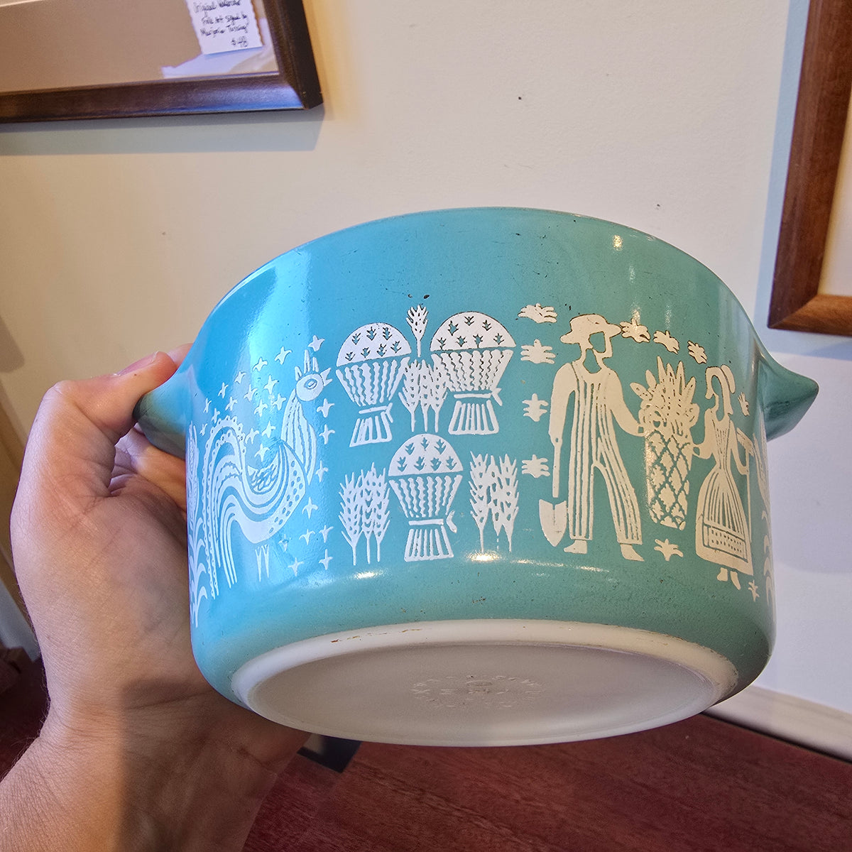 Pyrex Blue Amish Butterprint bowl