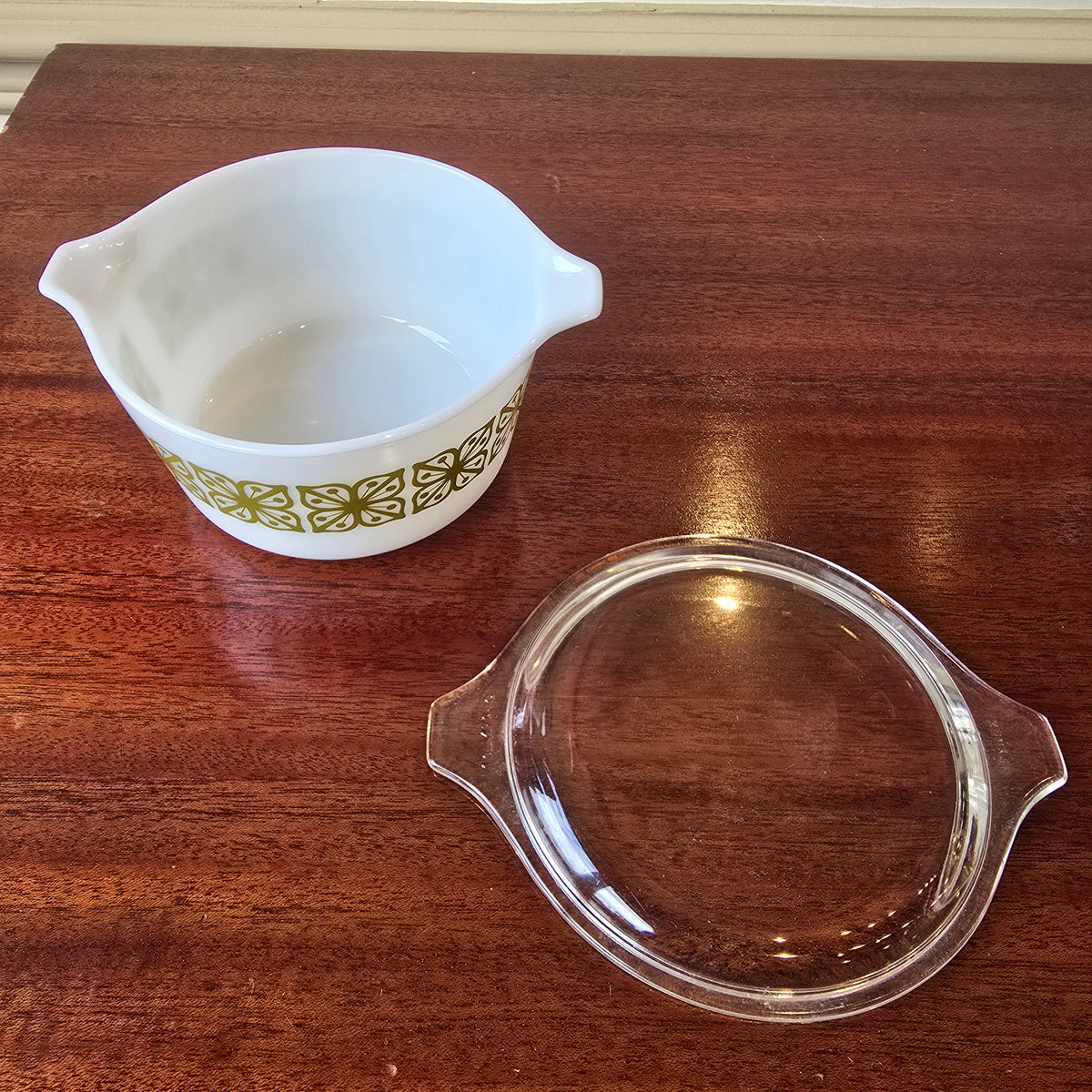 Pyrex Cinderella Green Square Flower