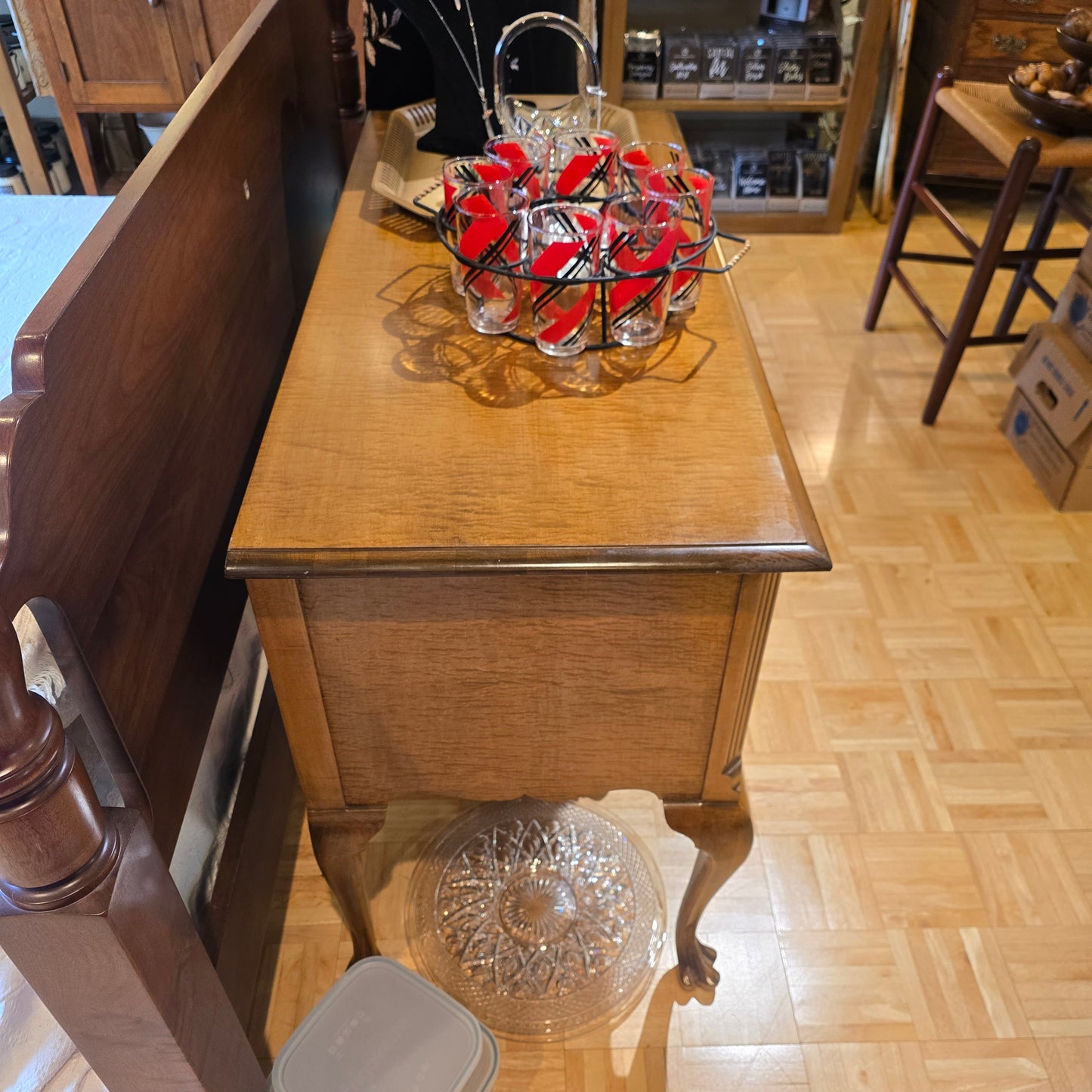 Kindel Lowboy